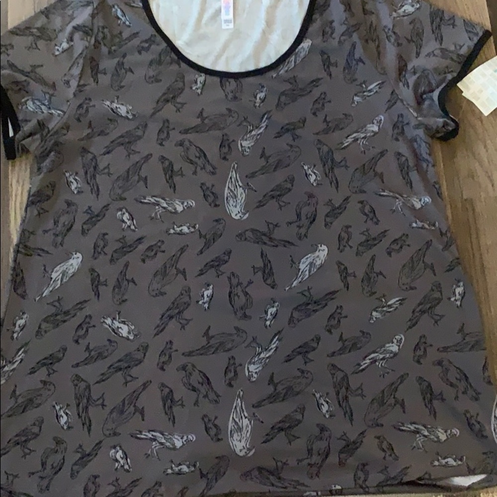 LuLaRoe Classic T